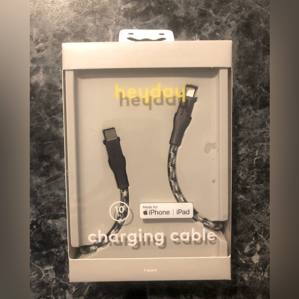 NWT Heyday iPhone charging cable